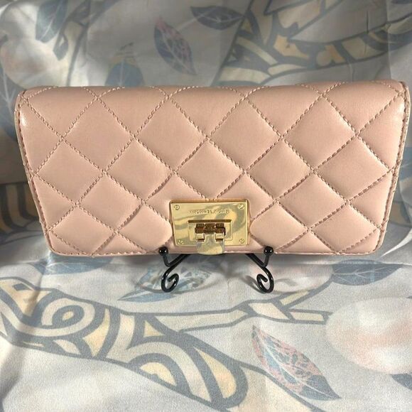 Michael Kors Pink Astrid Quilted Long Wallet - GUC - Picture 1 of 11